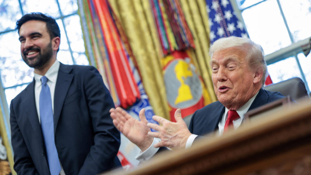 2025-11-21T214825Z-1928393751-RC281IAEGD87-RTRMADP-3-USA-TRUMP-MAMDANI