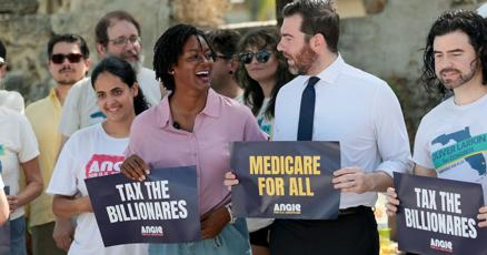 Florida Democrats Go Left, Center, and Somewhere in Between