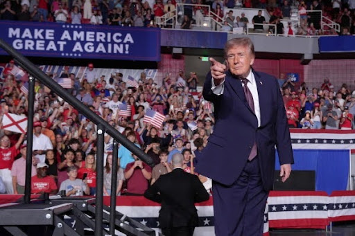 Trump Bets on Republican Base As Midterms Approach